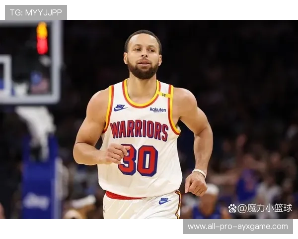 库里投进第十个三分,全场却没有失控 库里投进第十个三分,全场却没有失控